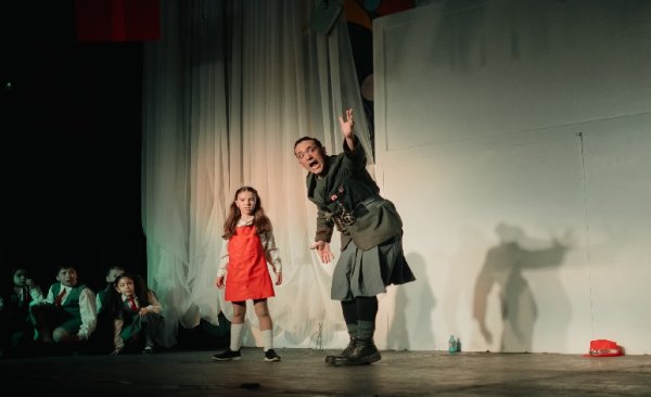 Taller-Laboratorio de interpretaci&oacute;n esc&eacute;nica 